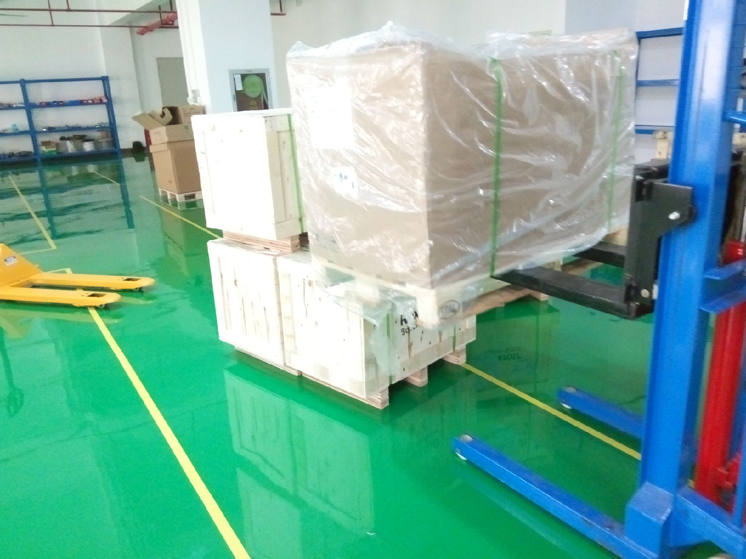 11月客戶訂購的力士樂伺服電機大量到貨！